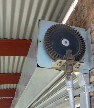 Braintree Garage Door Shop Braintree, MA 781-205-0475 - sb-rolling-garage-doors-01